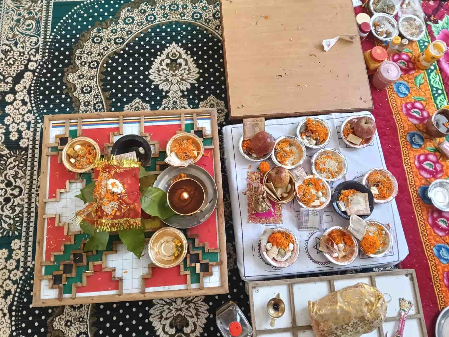 astrolger-gadwali-pandit