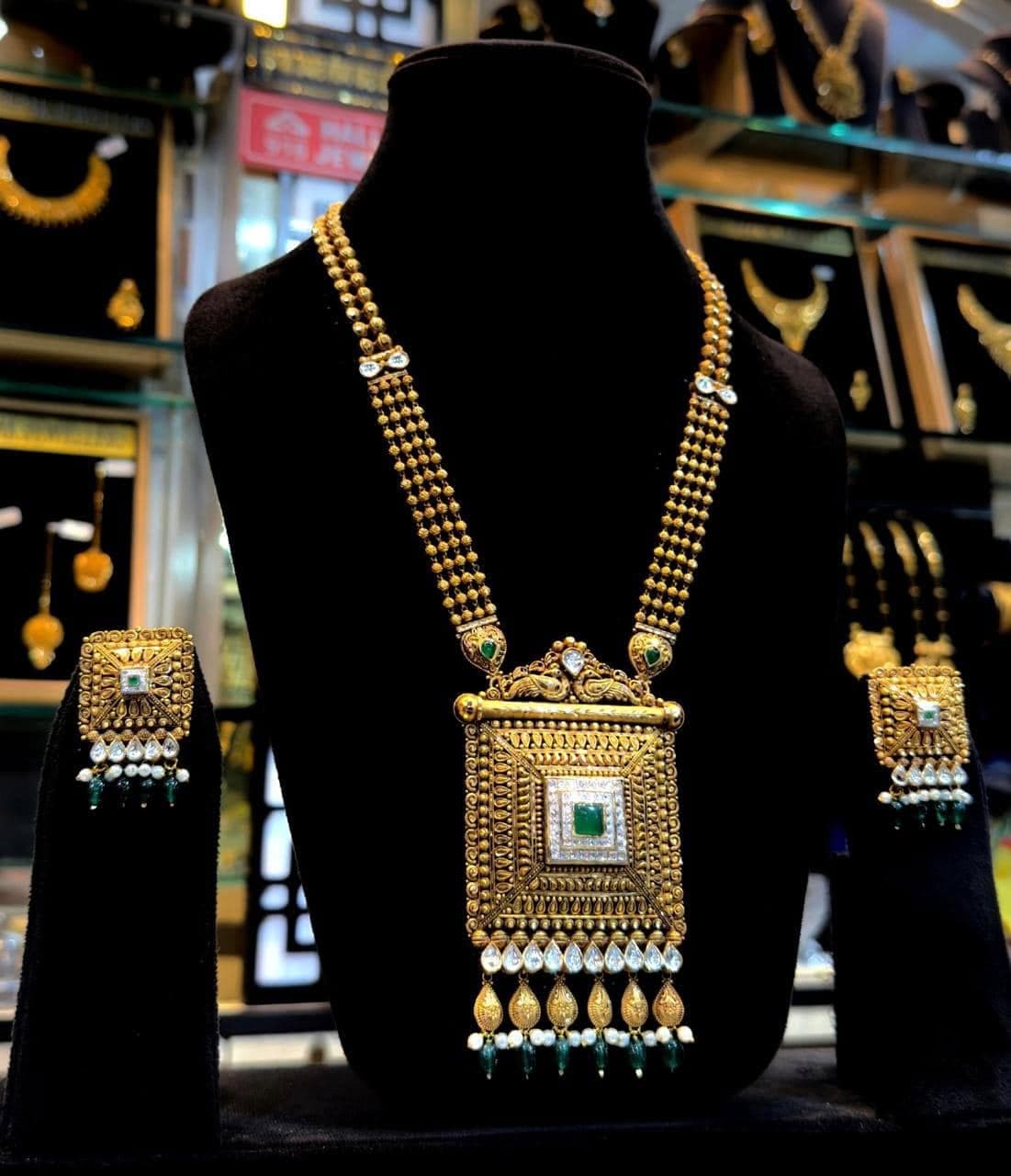 Deepak – Jewellery