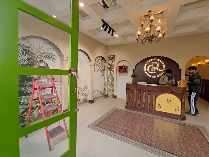Gauri Rana Unisex Luxury Salon
