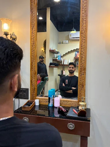 Gauri Unisex Salon