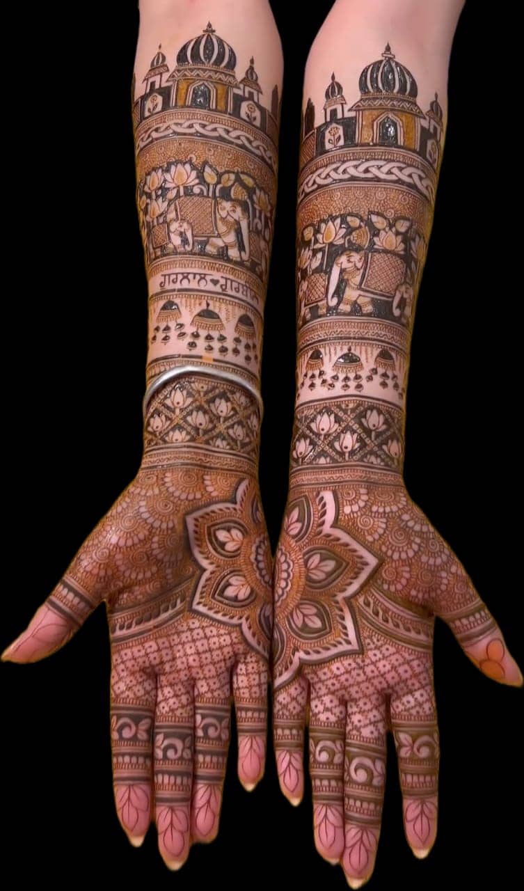 Krishna Mehandi Artist