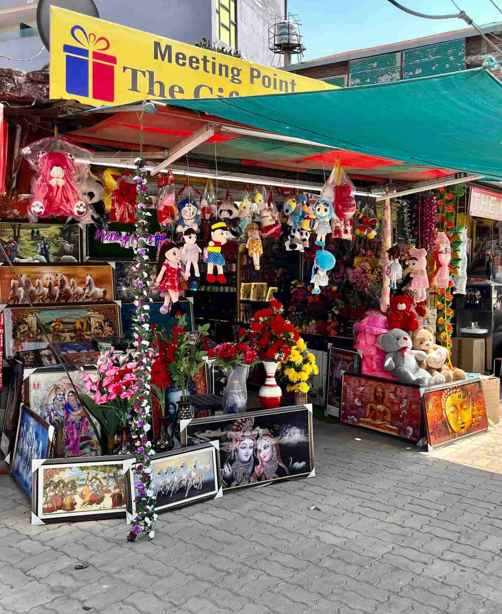 meeting-point-the-gift-shop-ghiana-kalan-kangra