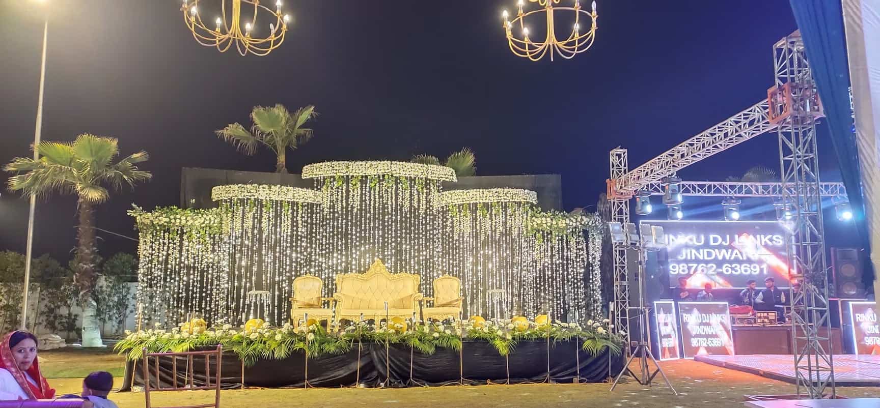 royal-castle-banquet-halls