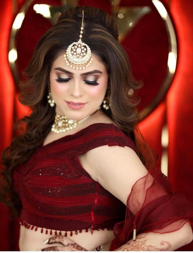 sanjh-makeup-beauty-parlours