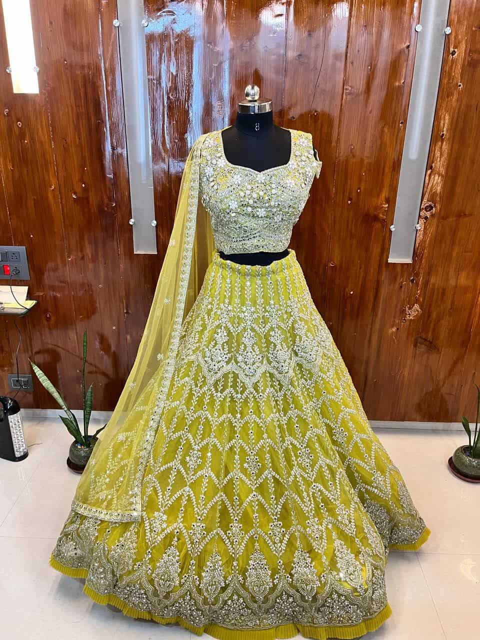 the-trinket-box-palampur-bridal-wear-on-rent