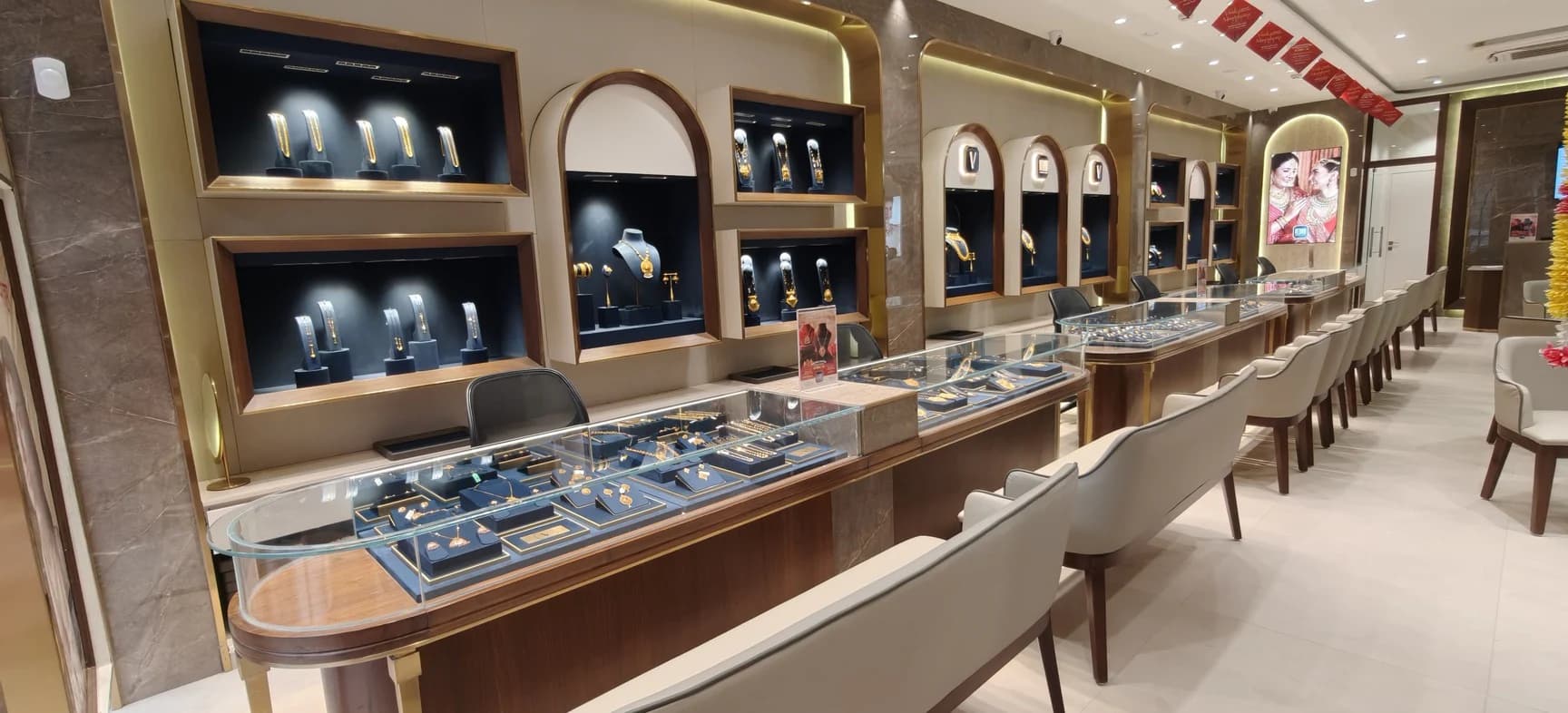 verma-jewellers-rohru-shimla-jewellery-showrooms