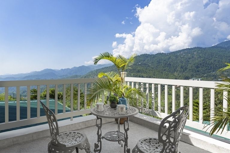 A Himalayan Luxury Retreat view