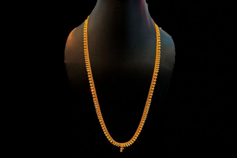 Jeet jewellery shop mandi