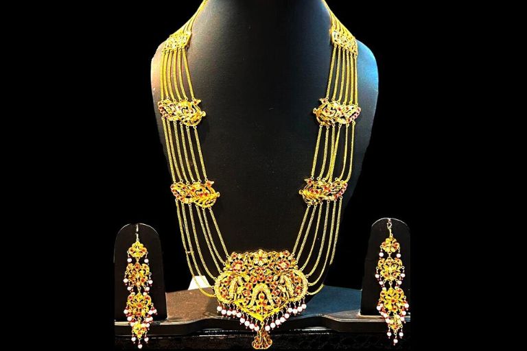 Jeet jewellery showroom