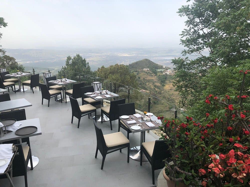 Moksha-Himalaya-Spa-Resort-sitting area