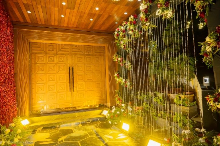 New Light & Sound decor