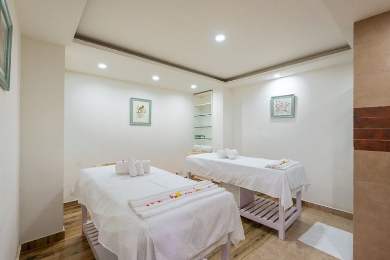 Queen Himya Resort spa