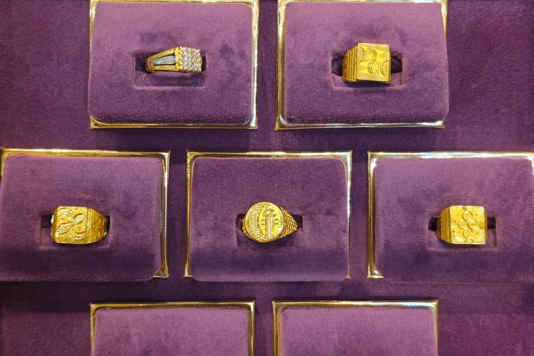 Sahil-jewellers-shop