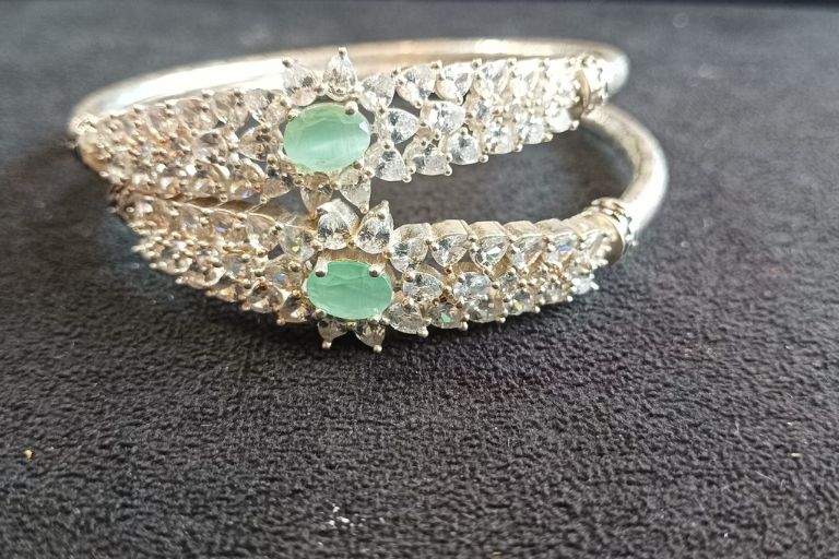 Sahil-jewellery-jewellers