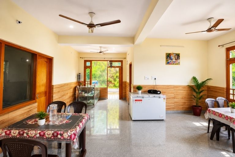 Shanu Restaurant