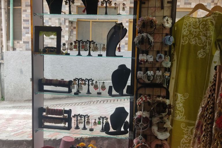 Sundaram-Bridal-shop