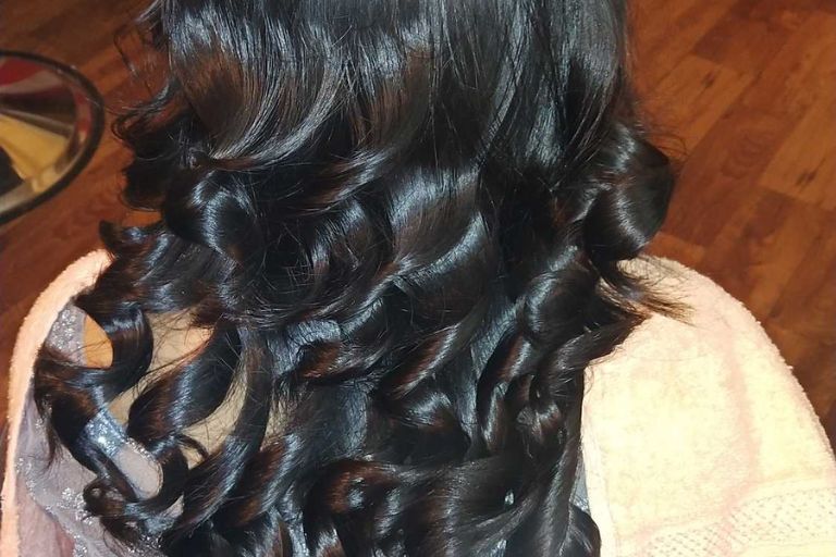 Tress Lounge beauty salon solan