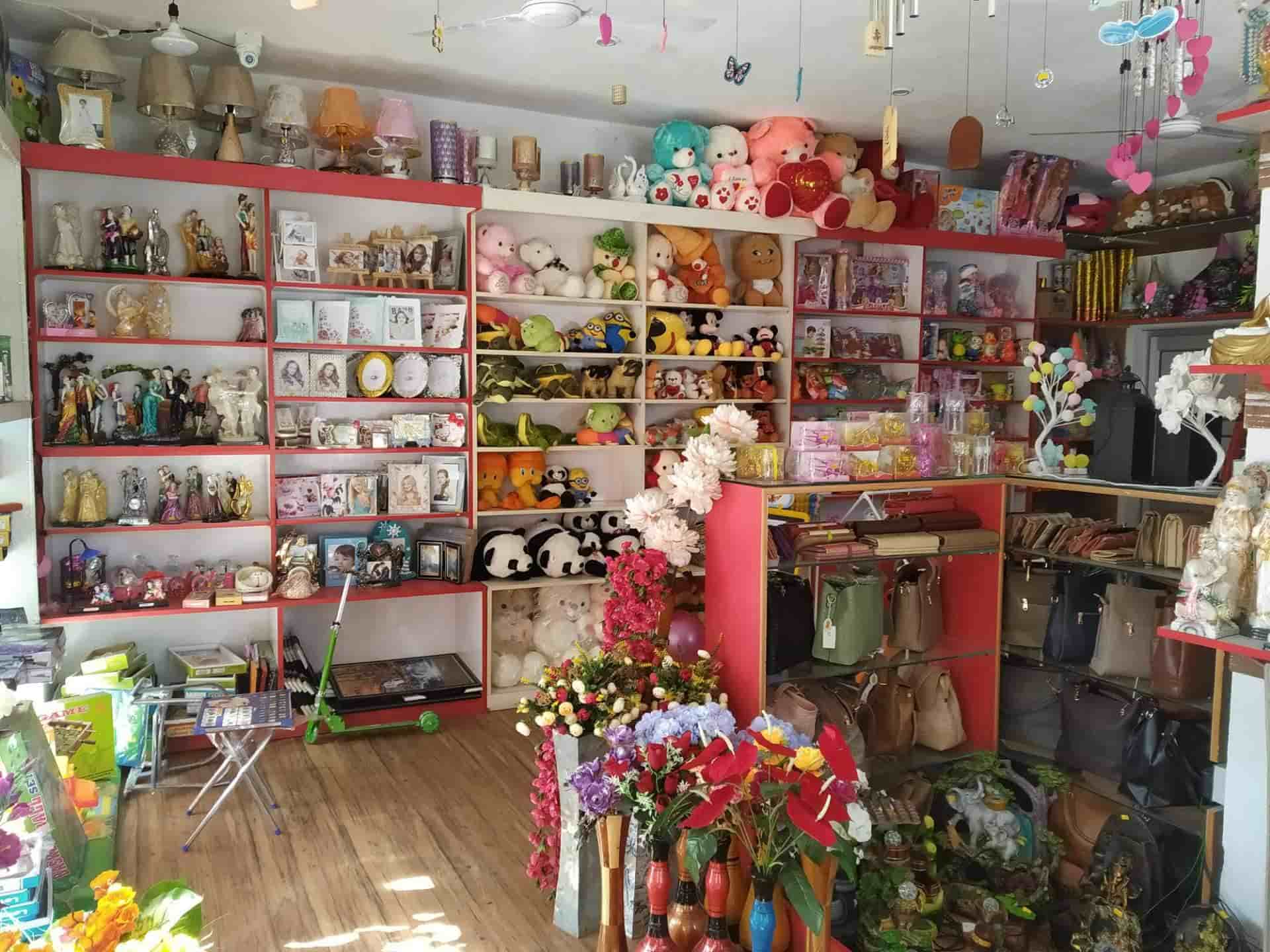 dee-jay-gifts-kangra