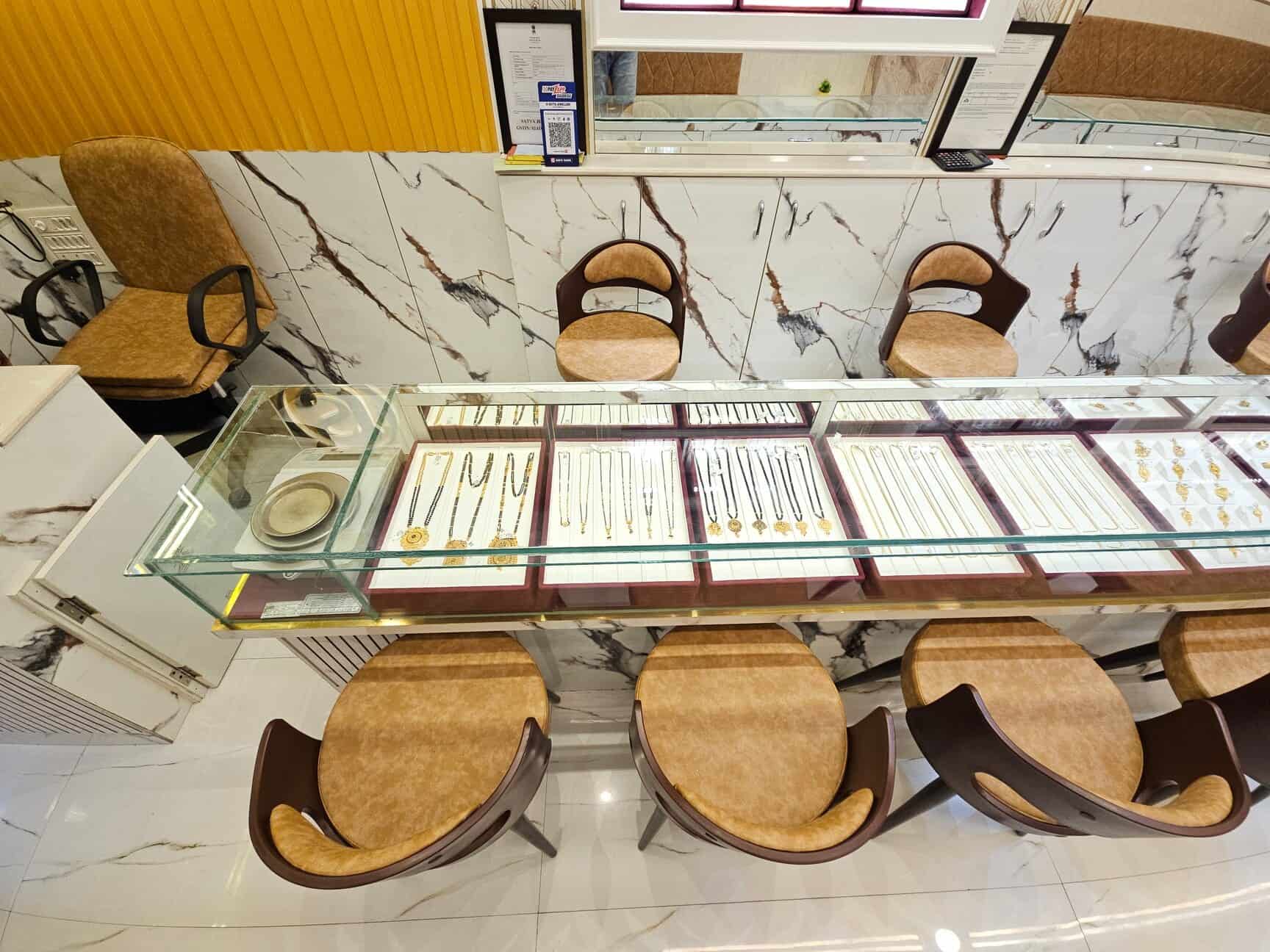 satya-jewellerssolan-antique-jewellery-showrooms