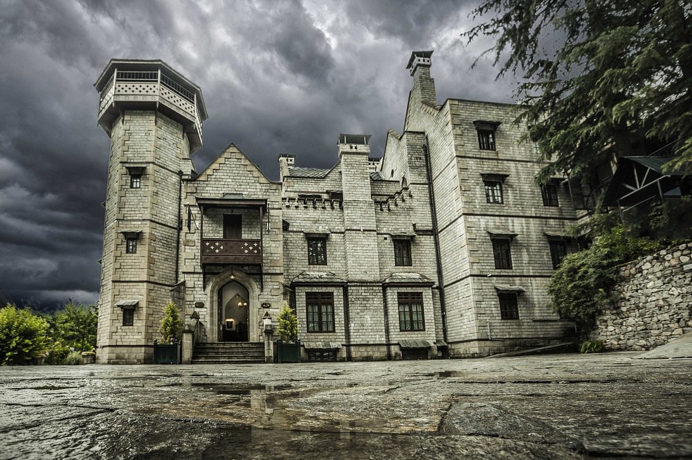 the-himalayan-castle