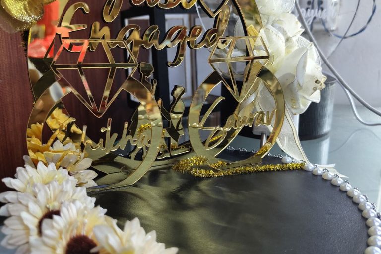 Aman Pictures & Gift Shop creative gift ideas and services