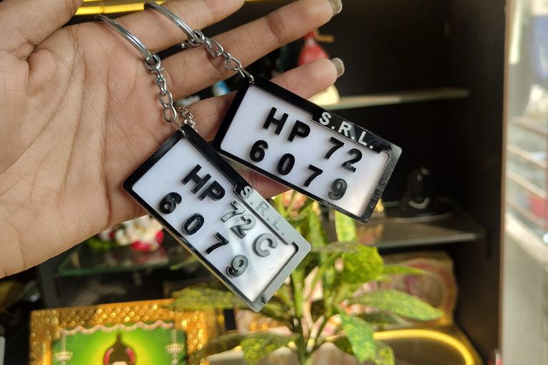 Aman Pictures & Gift Shop gifts and photo services