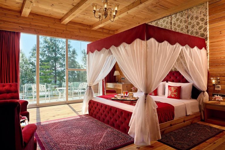 Deventure Shimla Hills beautiful hotel exterior