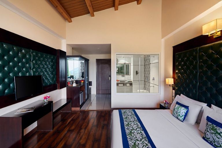 Deventure Shimla Hills luxury stay near Shimla