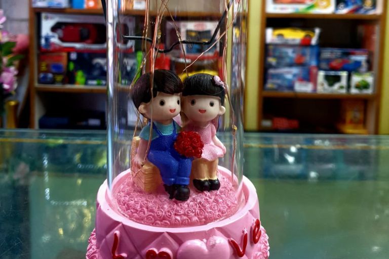 Diwan Gift Gallery for wedding gifts and special celebrations