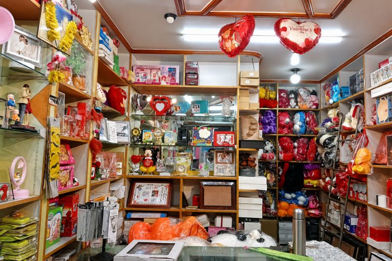 Diwan Gift Gallery offering stylish gifts for every occasion