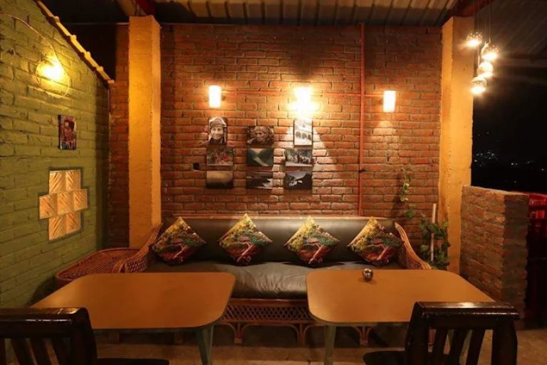 Maitre Good Food Cafe delicious food and diningMaitre Good Food Cafe delicious food and dining