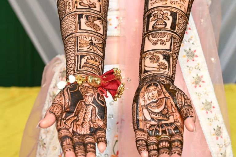 Mehendi Moments Dharamshala ART