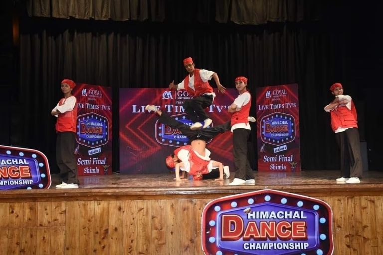 Obstinados Dance Academy proformence