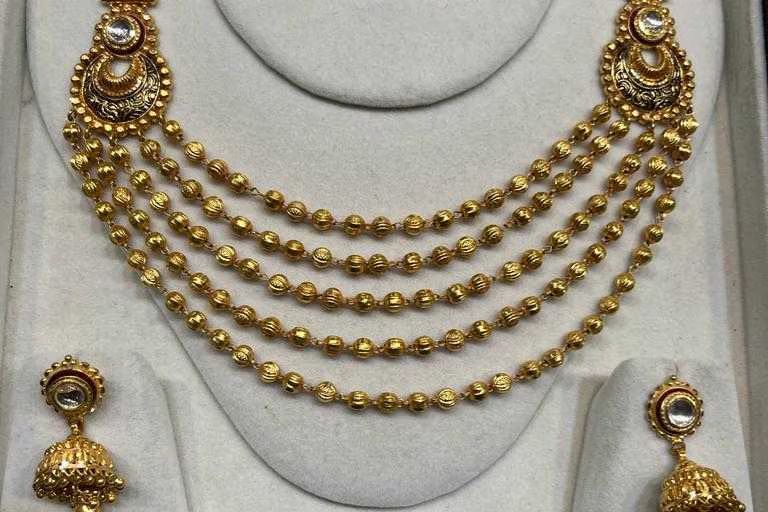 Rana Jewellers offering elegant gold and diamond jewellery