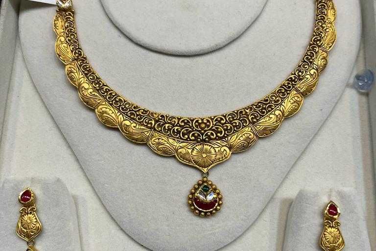 Rana Jewellers providing jewellery for weddings and special events