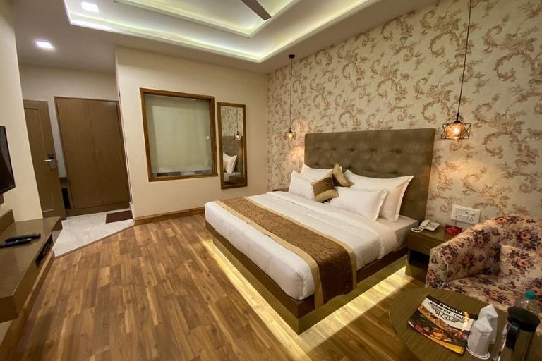 Royal Mansion Bhuntar beautiful event venue