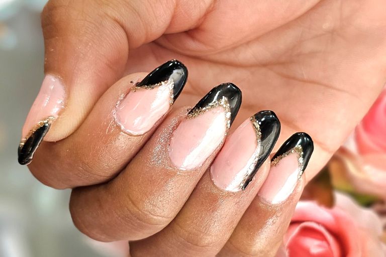 The London Glow Nails