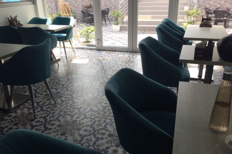 Uptown Cafe and Restaurant inviting interior and dining space