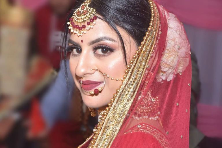 Varsha Artistry professional bridal makeup artist