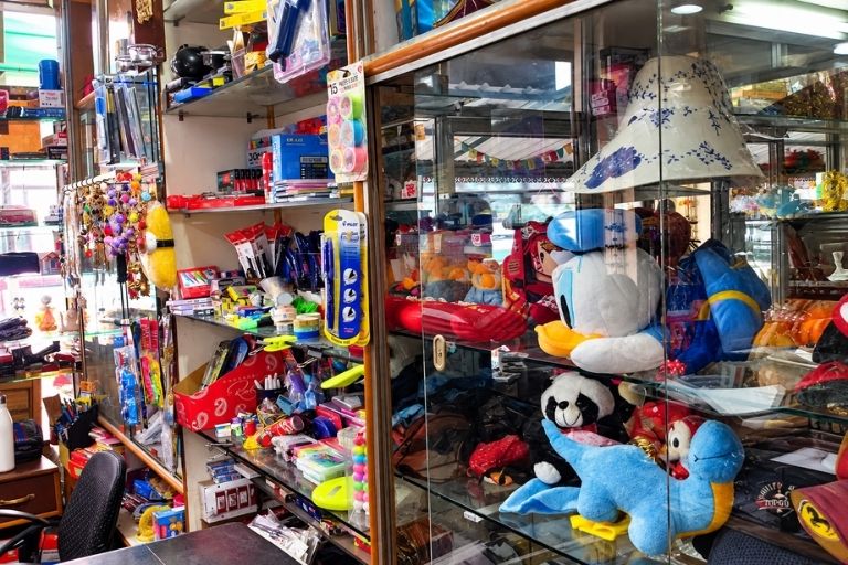 A R Gift Shop trendy gifts for friends and family
