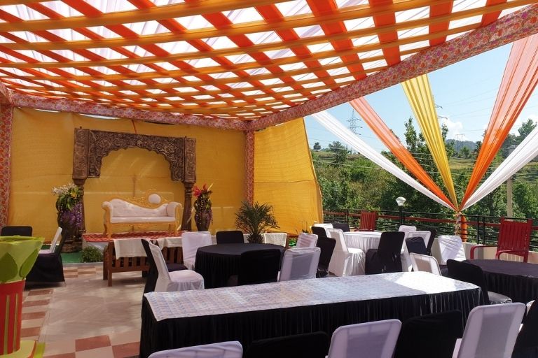 Best Catering & Tent Services – Royal Event Experts