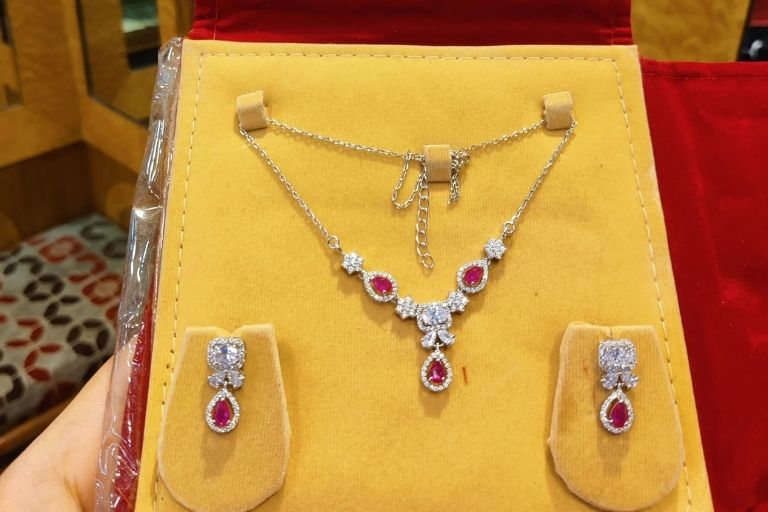 Chetan Ornaments classic jewellery designs for every occasion