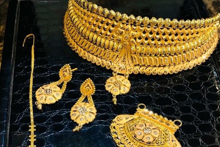 Chetan Ornaments traditional jewellery for special occasions