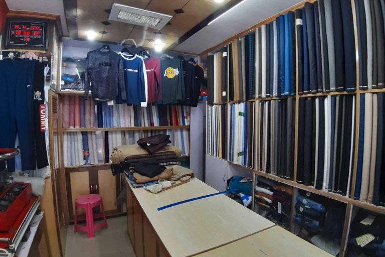Crown Tailors – Stylish Custom Clothes and Perfect Fitting