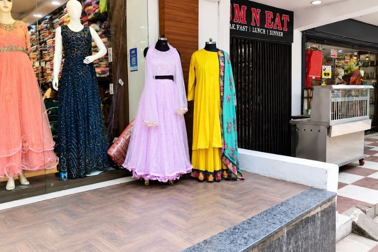 Grand Look modern and traditional women’s clothing