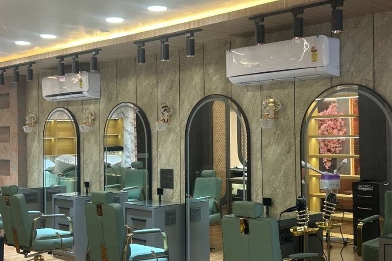 Kivana Glow Unisex Salon professional hair styling