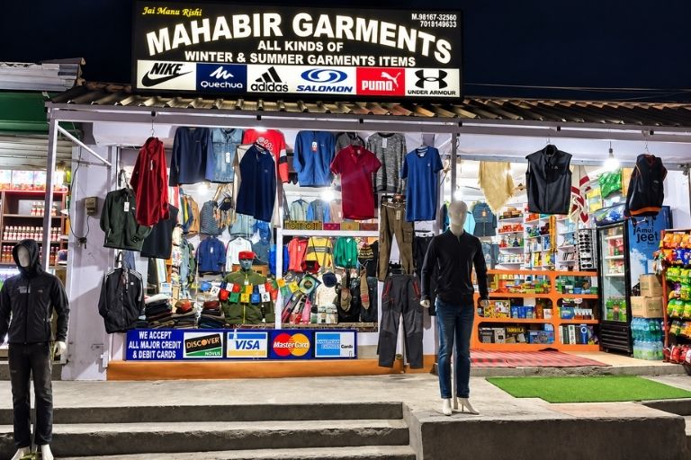 Mahaveer Garments fashionable outfits and clothing range