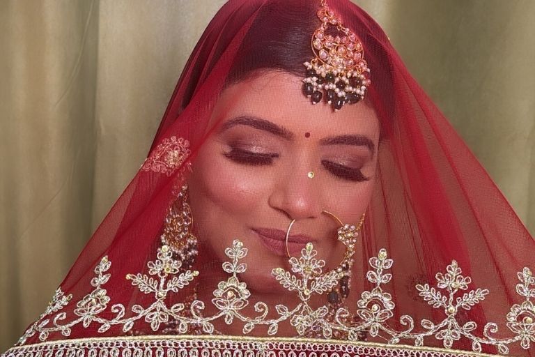 Makeup By Reetu skilled makeup artist for special occasions