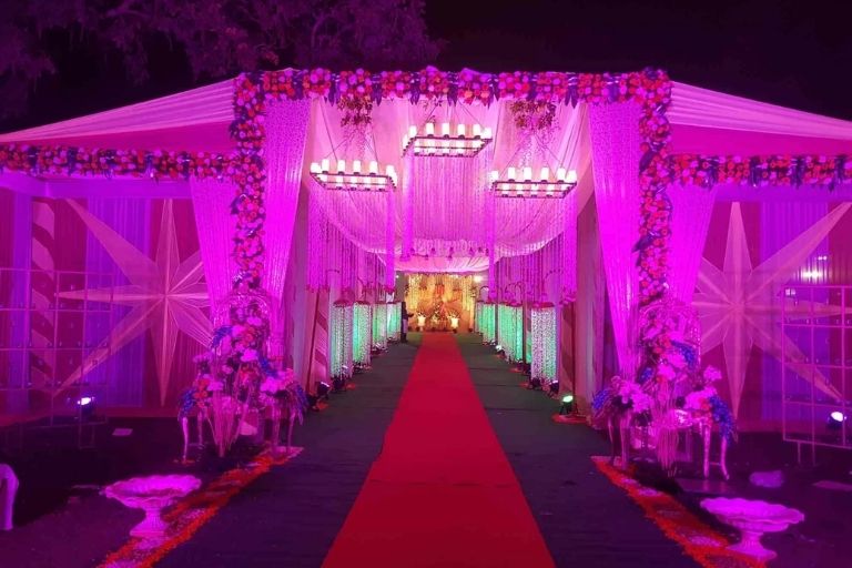 Parveen Tent House & Caterers offering catering services for events