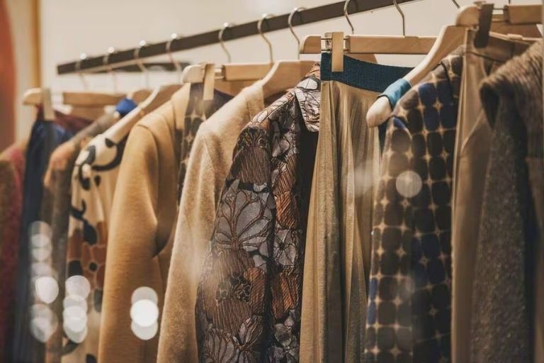 Peter England – Quality Formal and Casual Wear for Men